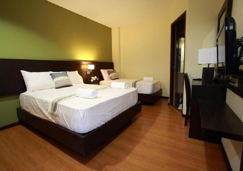 Makati Boutique Hotel Near Naia Airport Terminal 3 Edsa Pasay Cbd Makati City Exterior foto